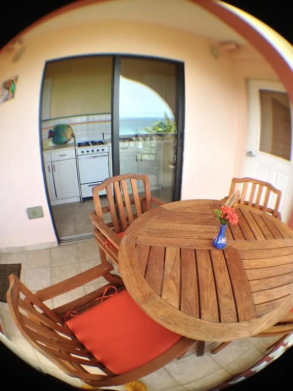 Saint Joseph'S House Hotel Union Island Guest house